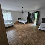 Monteuerunterkunft Finewood * Gross Kummerfeld